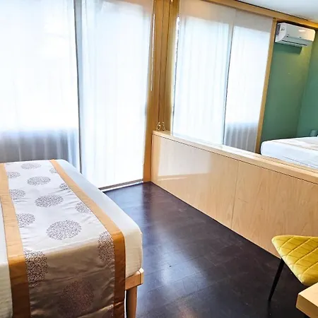 Apartman Luxury With View And Balcony At San Peter Area