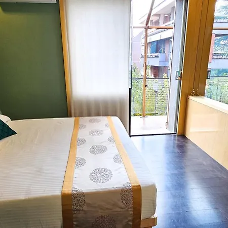 Luxury With View And Balcony At San Peter Area * Róma