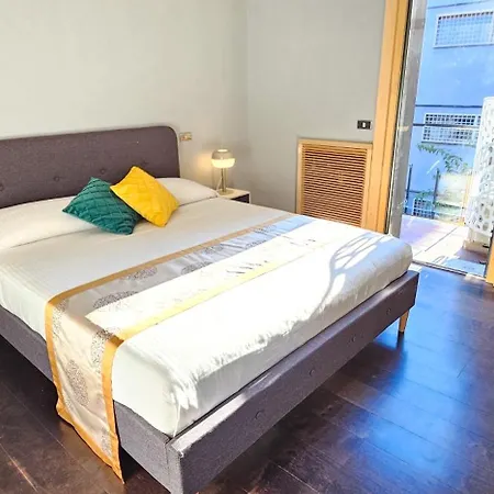 Luxury With View And Balcony At San Peter Area Róma